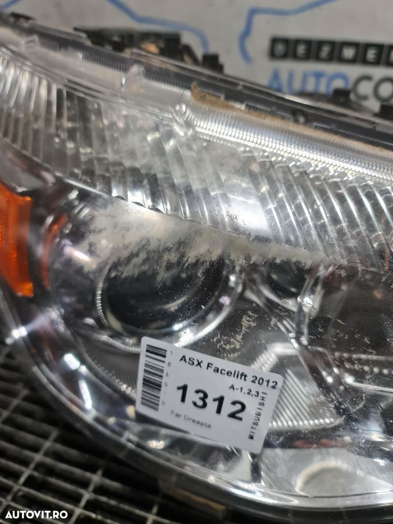 Far Dreapta Mitsubishi ASX Facelift 2012 2012 - 2016 SUV 4 Usi (1312) Cu lupă - 2