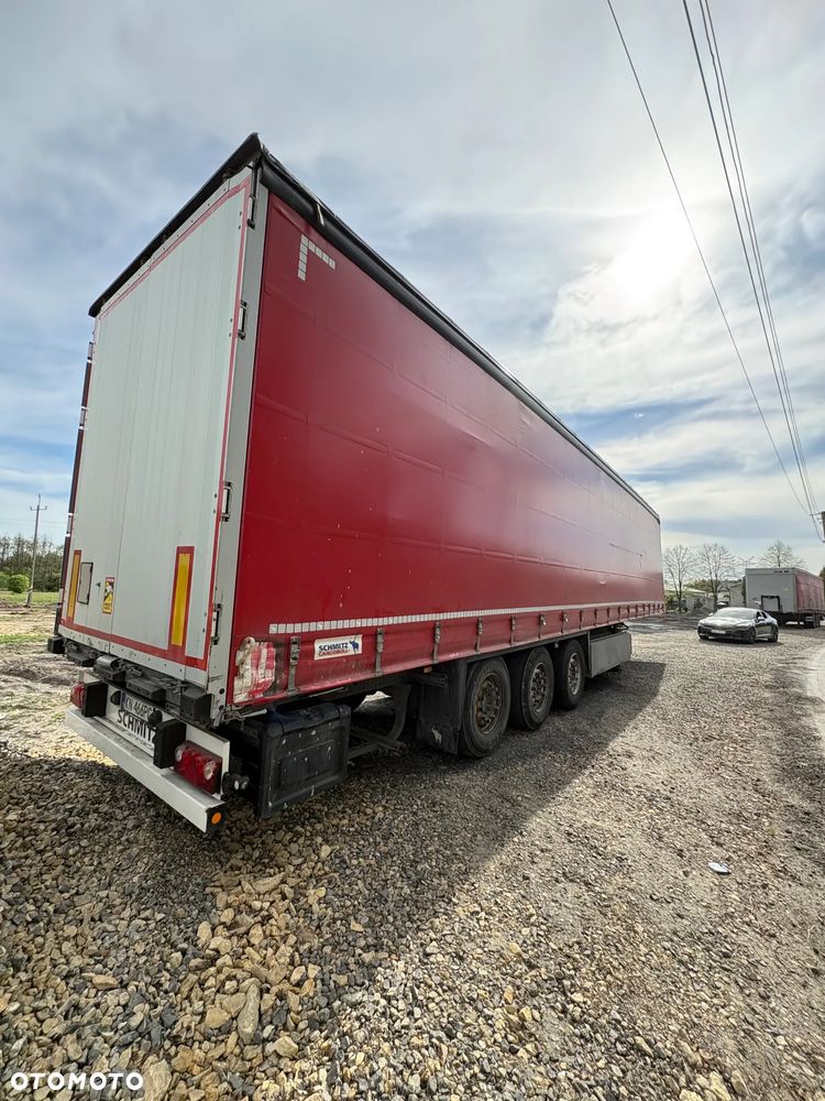 Schmitz Cargobull SCB - 3