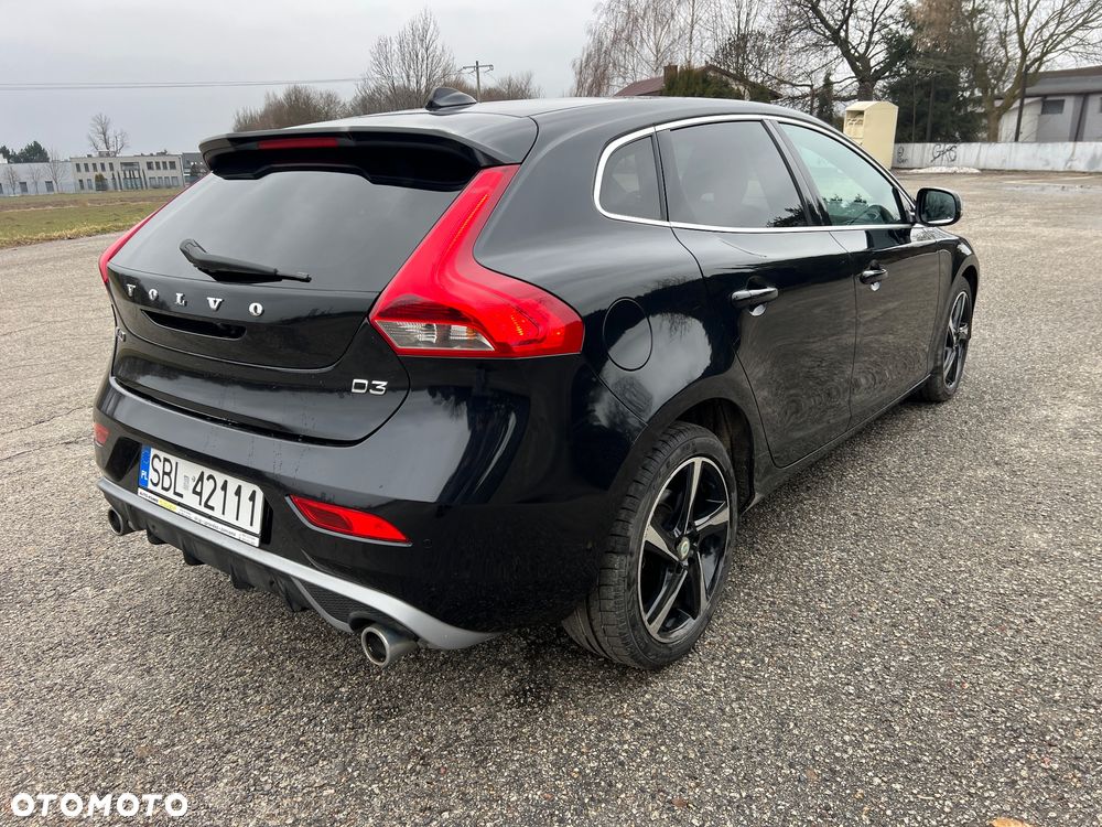 Volvo V40 D3 R Design - 35