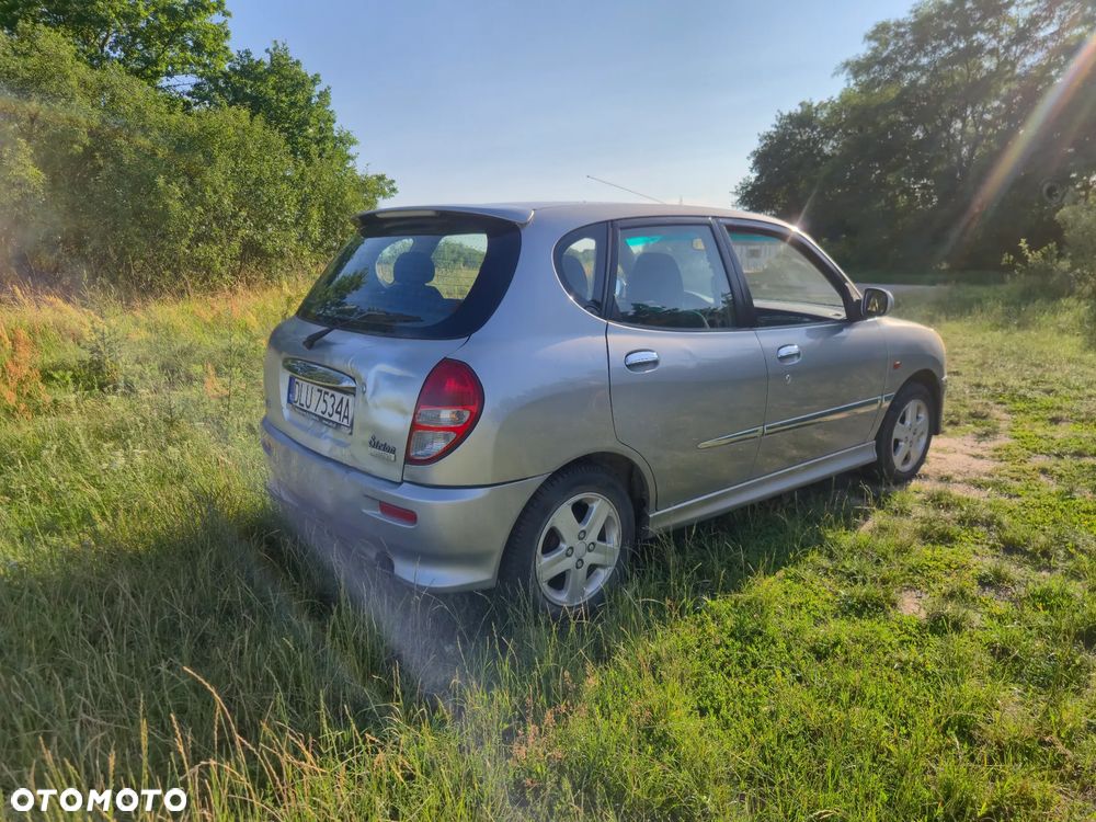 Daihatsu Sirion 1.3 Top S - 3