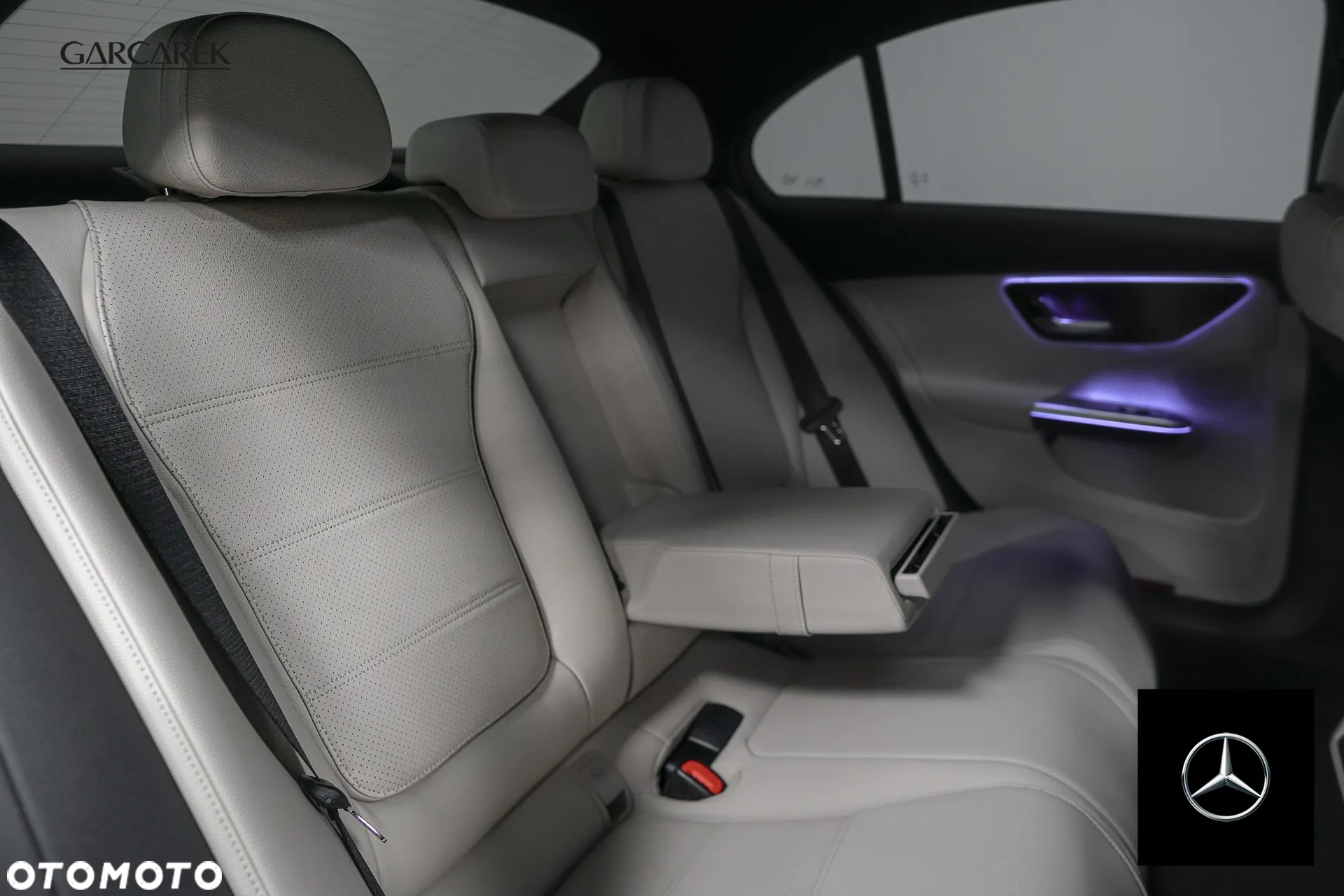 Mercedes-Benz Klasa C 220 d 4MATIC 9G-TRONIC - 34