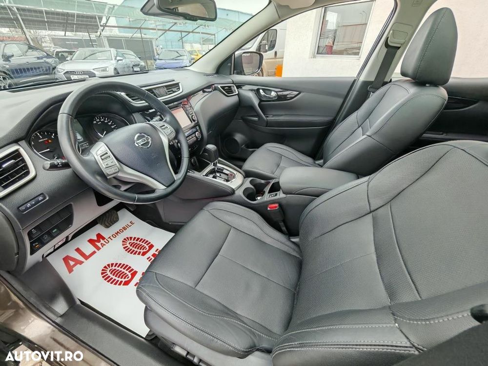 Nissan Qashqai 1.6 DCI Xtronic TEKNA+ - 3