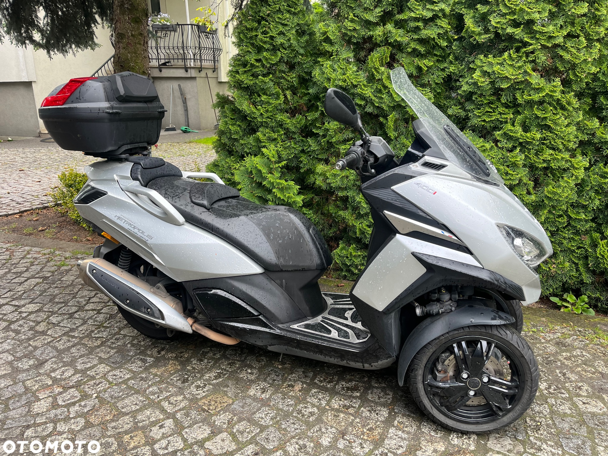 Peugeot Metropolis - 2