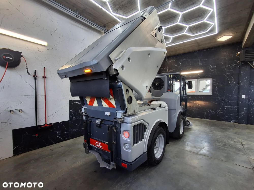 Inny HAKO Citymaster 1600 Zamiatarka Chodnikowa Euro 6 PM 2.5 Napęd 4x4 Rok: 2019 - 14