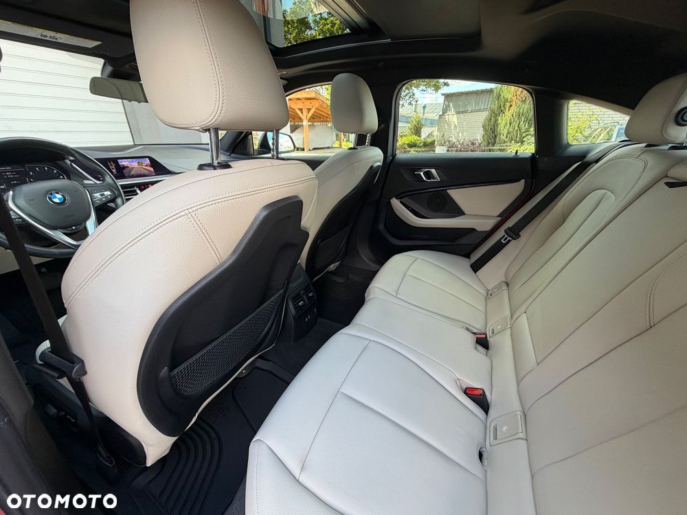 BMW Seria 2 230i M Sport - 7
