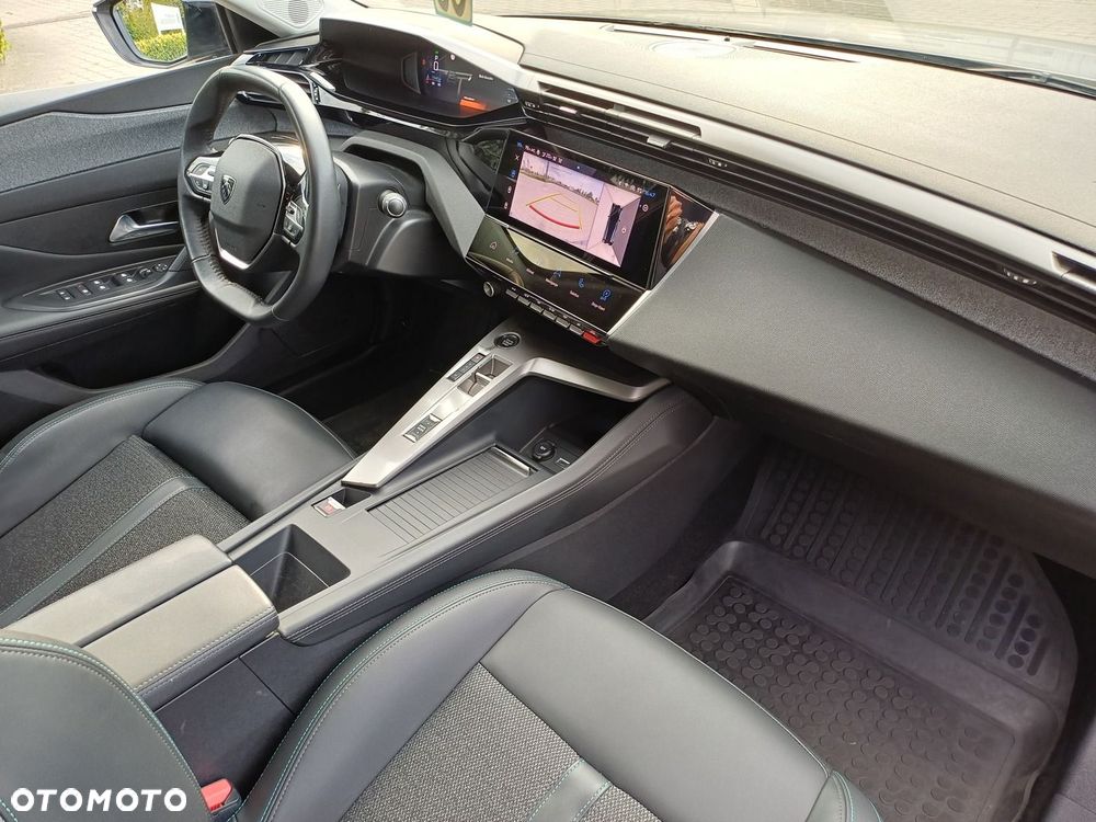 Peugeot 308 - 13