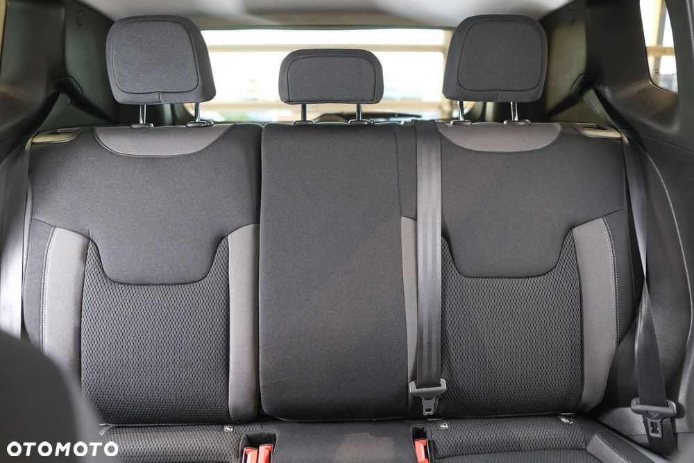 Jeep Renegade 1.5 T4 mHEV Limited FWD S&S DCT - 13