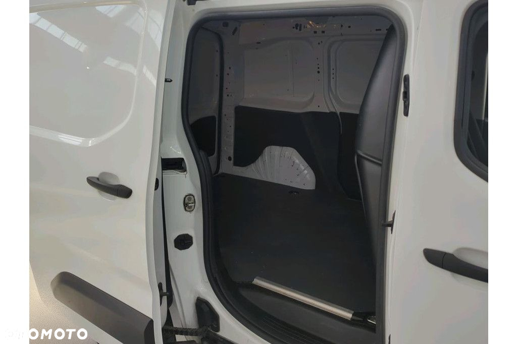 Toyota ProAce 1.5 D-4D Standard Active 2.3t SalonPL VAT23% - 7
