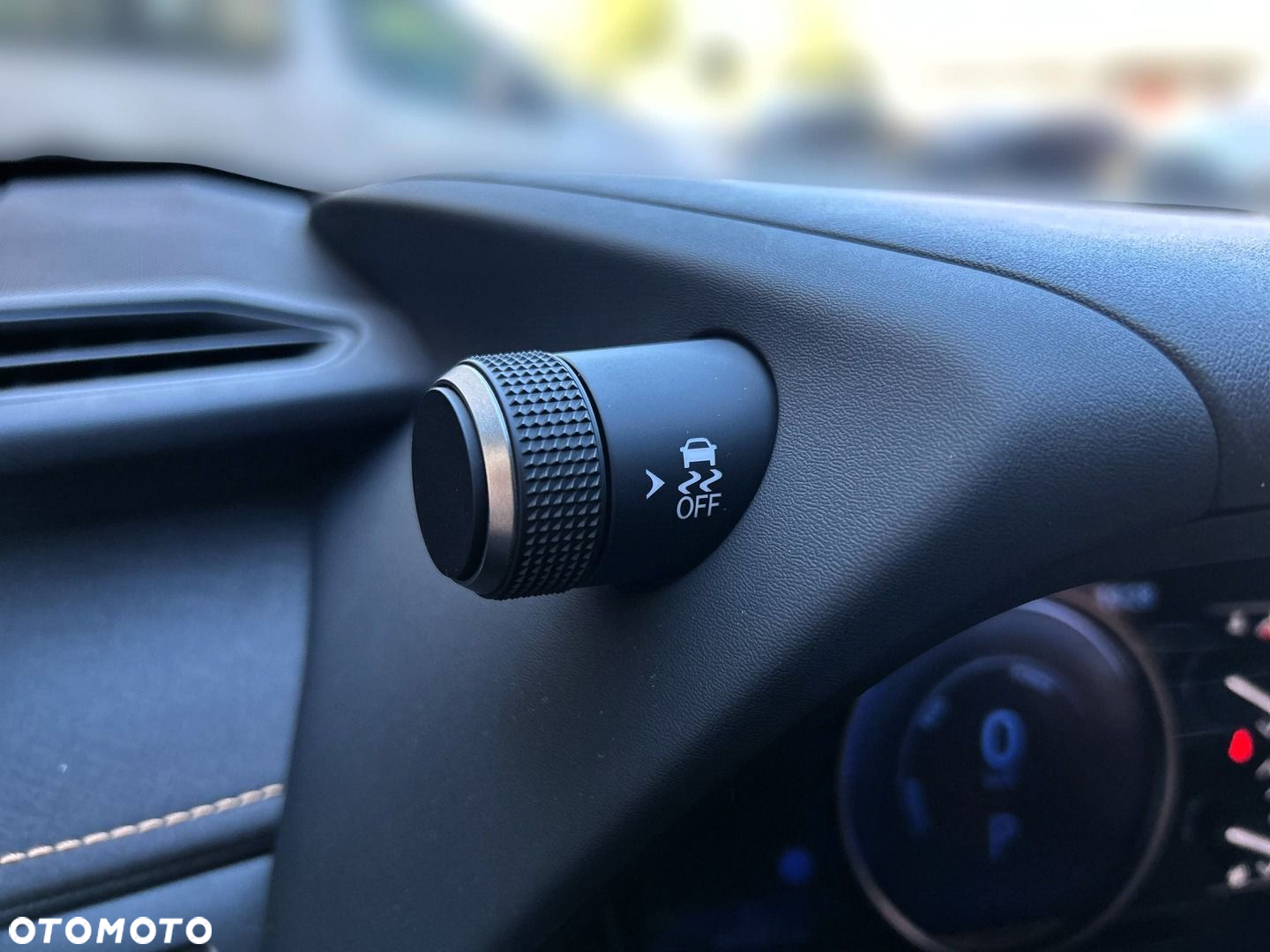Lexus UX 250h GPF Business 2WD - 24