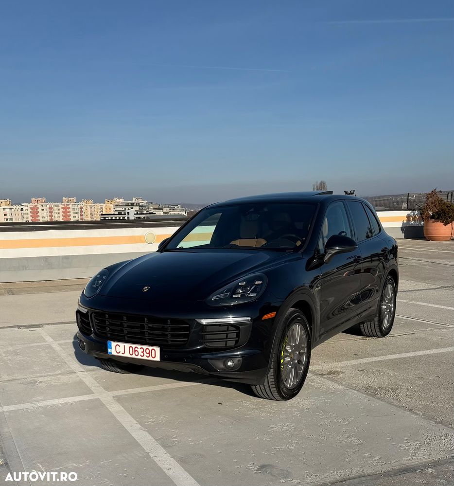 Porsche Cayenne S E-Hybrid Platinum Edition - 1