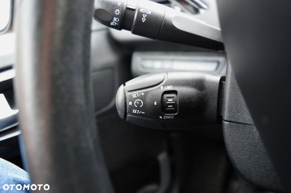 Peugeot 208 1.2 VTi Active - 24
