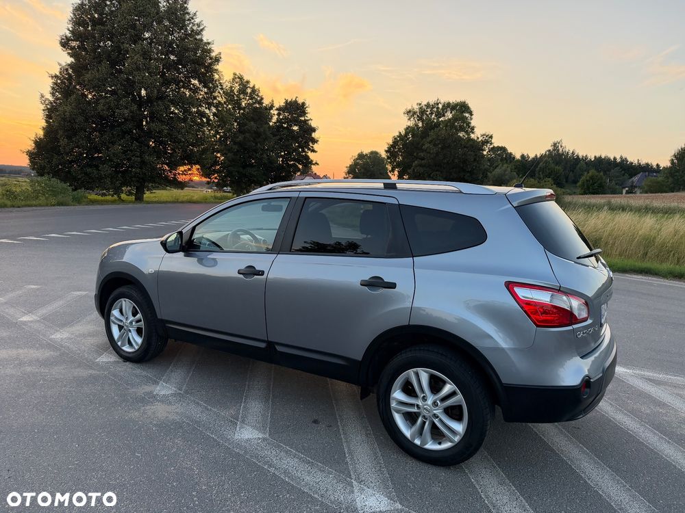 Nissan Qashqai+2 2.0 Visia - 25