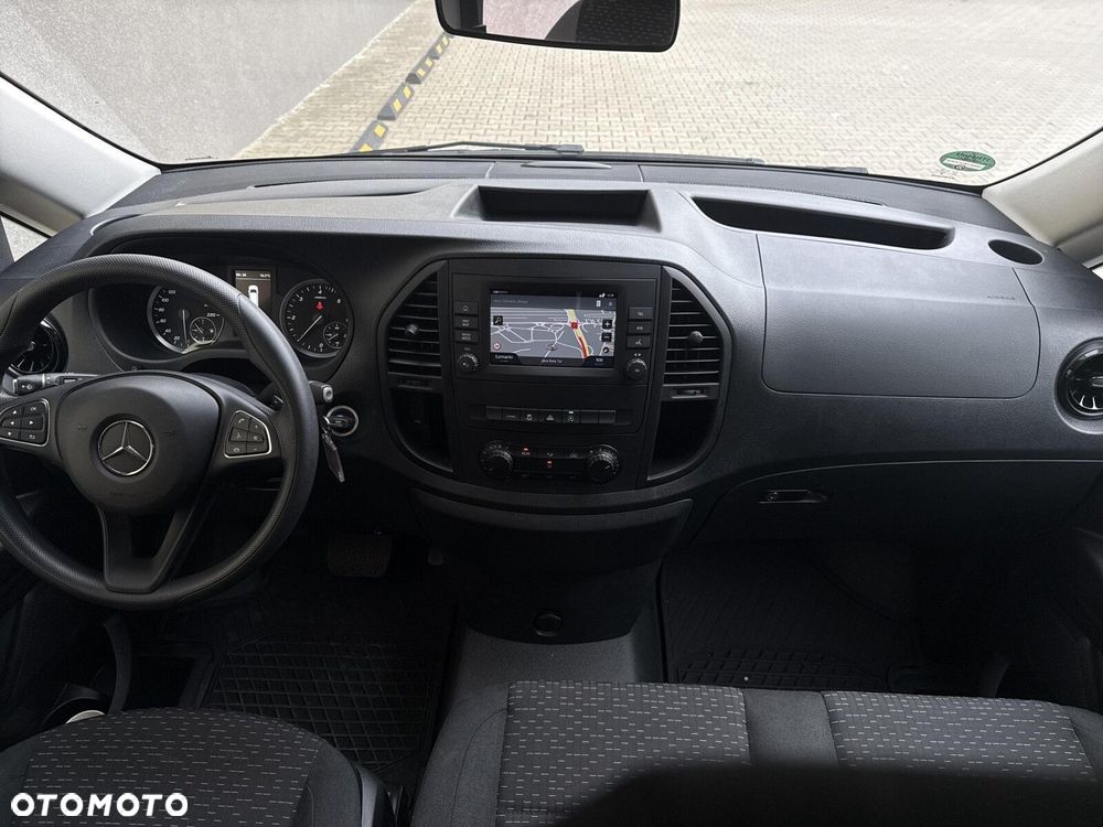 Mercedes-Benz Vito Tourer - 16
