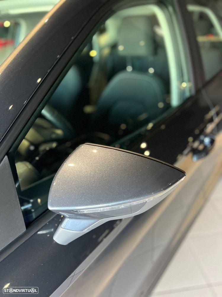 SEAT Arona 1.0 TSI Style — fotografia 9