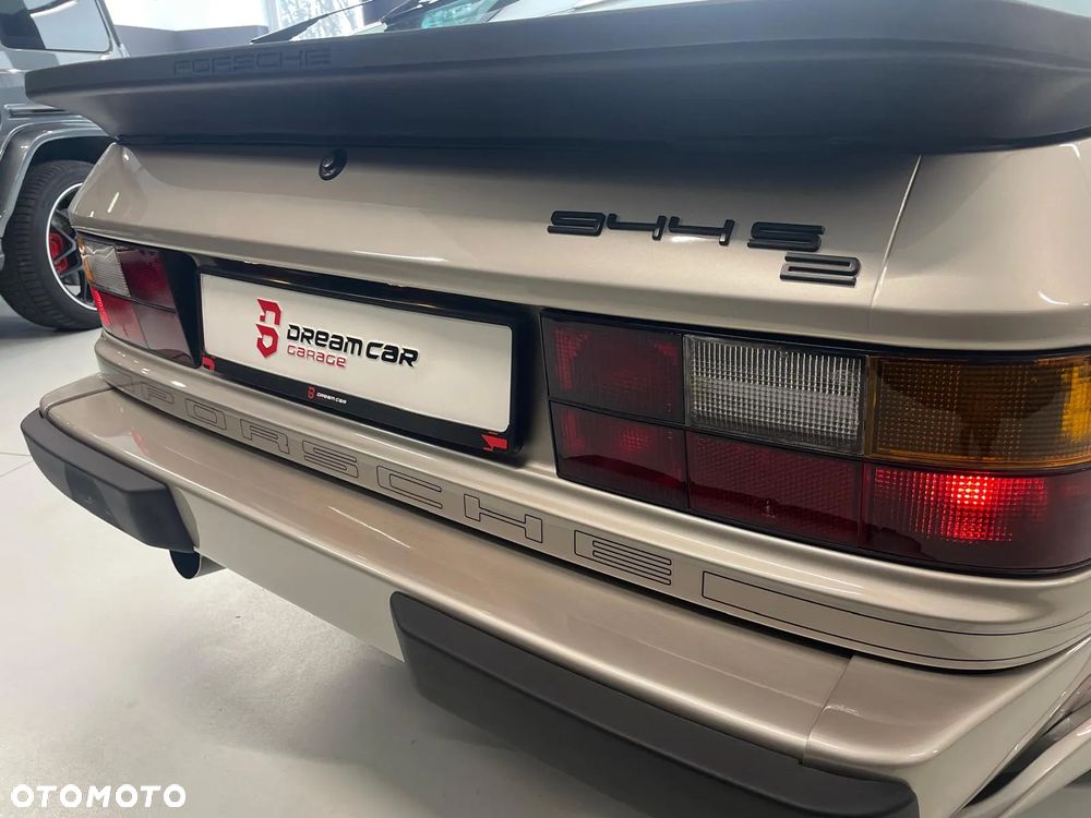 Porsche 944 3.0 S2 Cabriolet - 9
