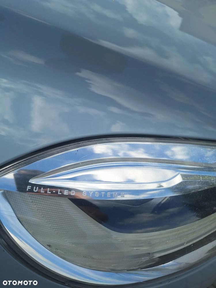 Volvo V40 D2 Momentum - 7