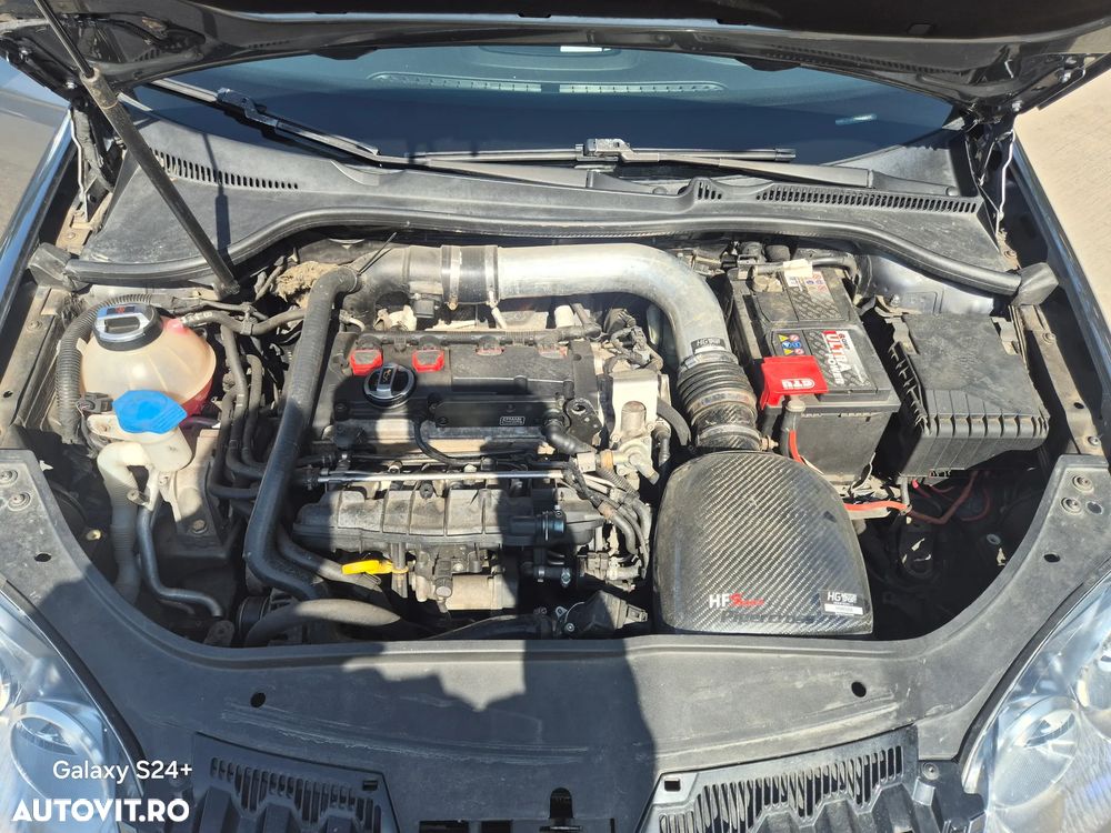 Volkswagen Jetta 2.0 Turbo FSI Sportline - 5