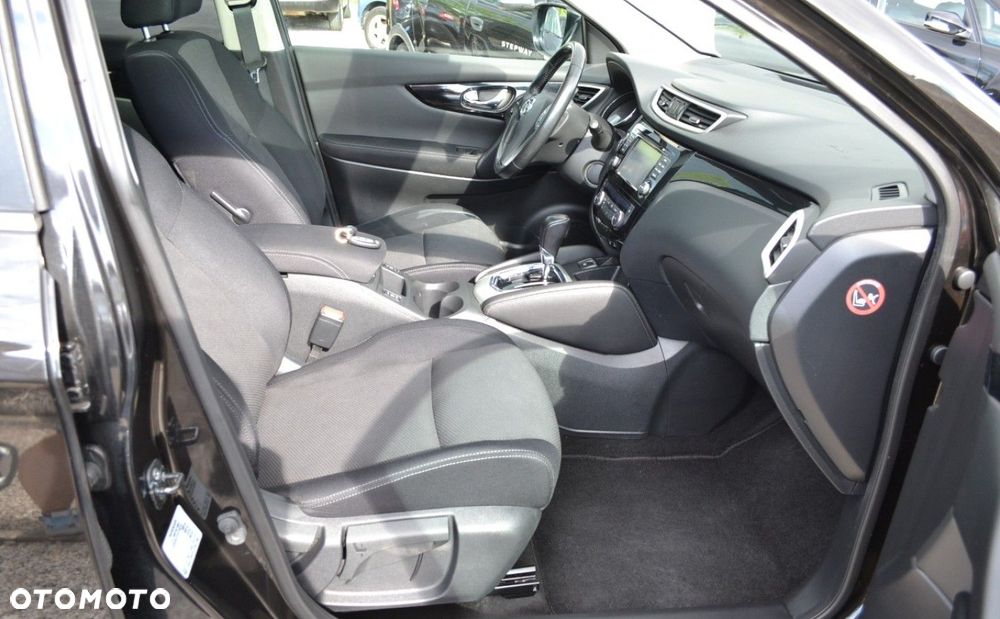Nissan Qashqai 1.6 dCi Xtronic TEKNA+ - 34