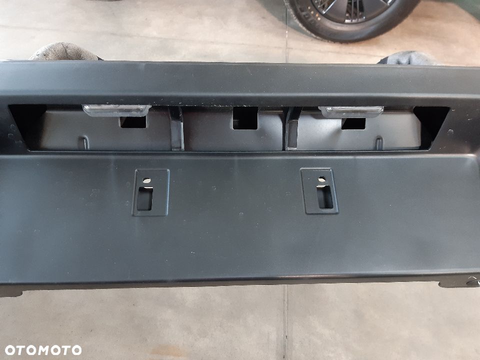 ZDERZAK tylny ISUZU D-max 2012-2019 - 7