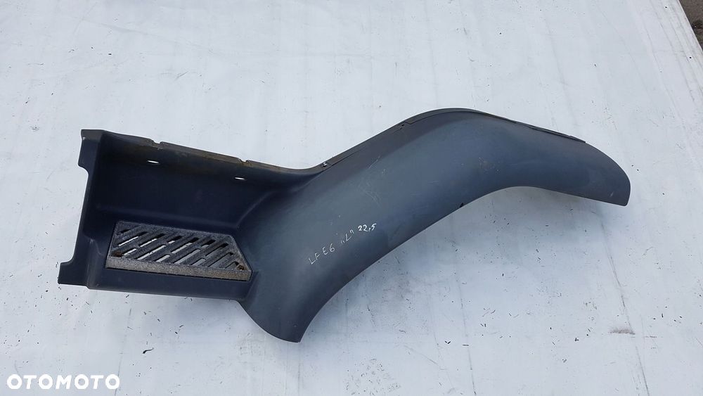 STOPIEŃ STOPNICA SCHODEK NADKOLE GÓRNE KABINY LEWY DAF LF EURO 6 22,5 - 1