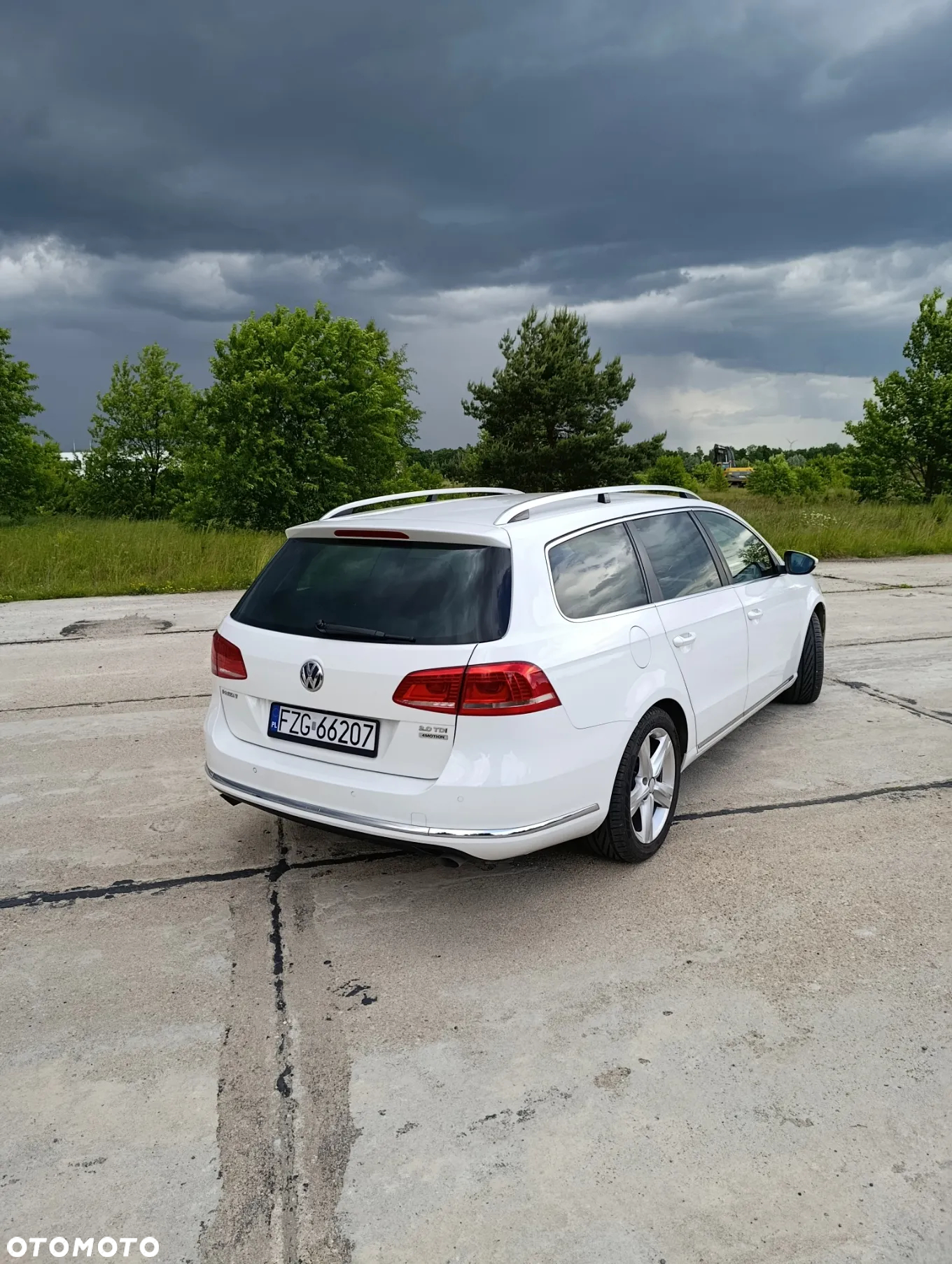 Volkswagen Passat 2.0 TDI 4Mot Highline DSG - 6