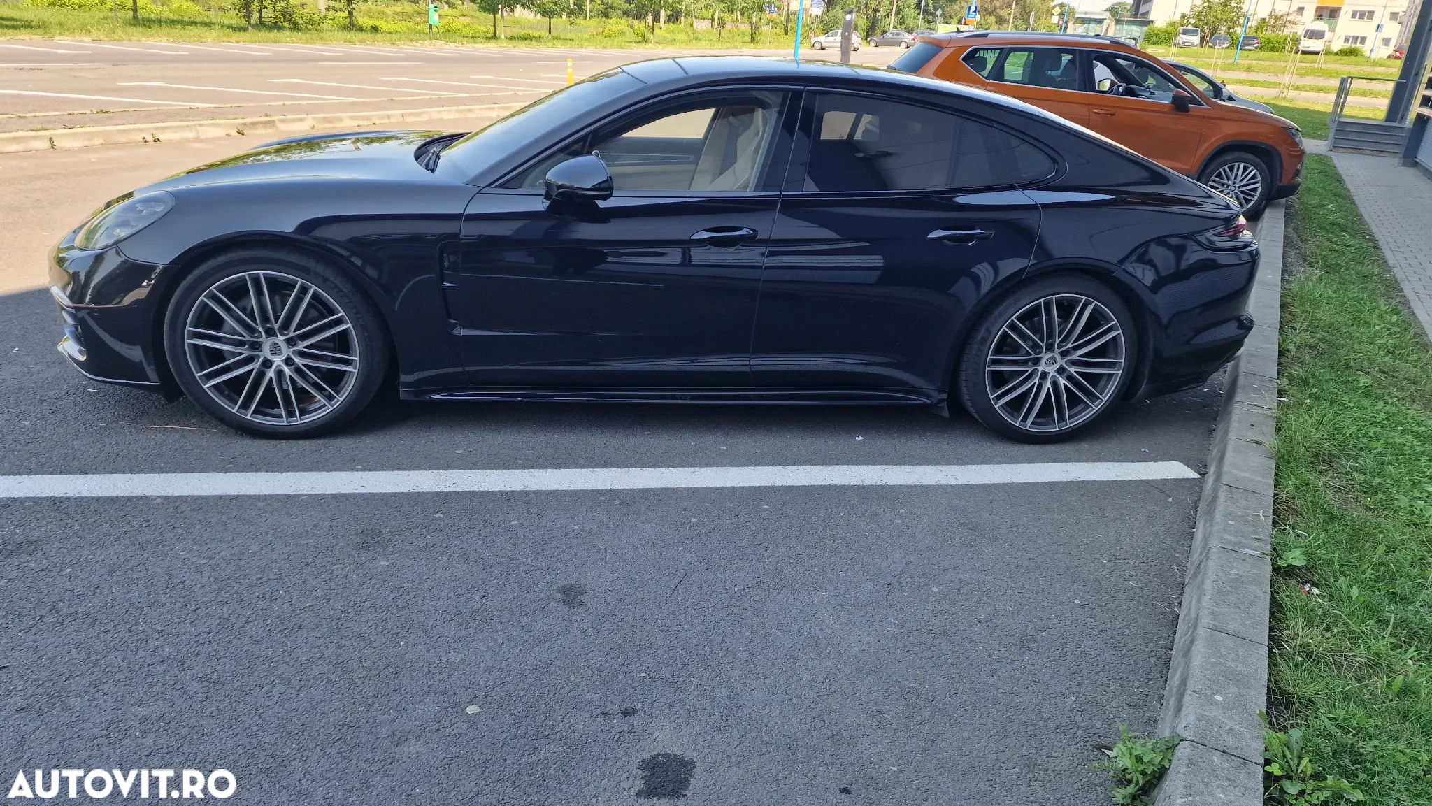 Porsche Panamera - 8