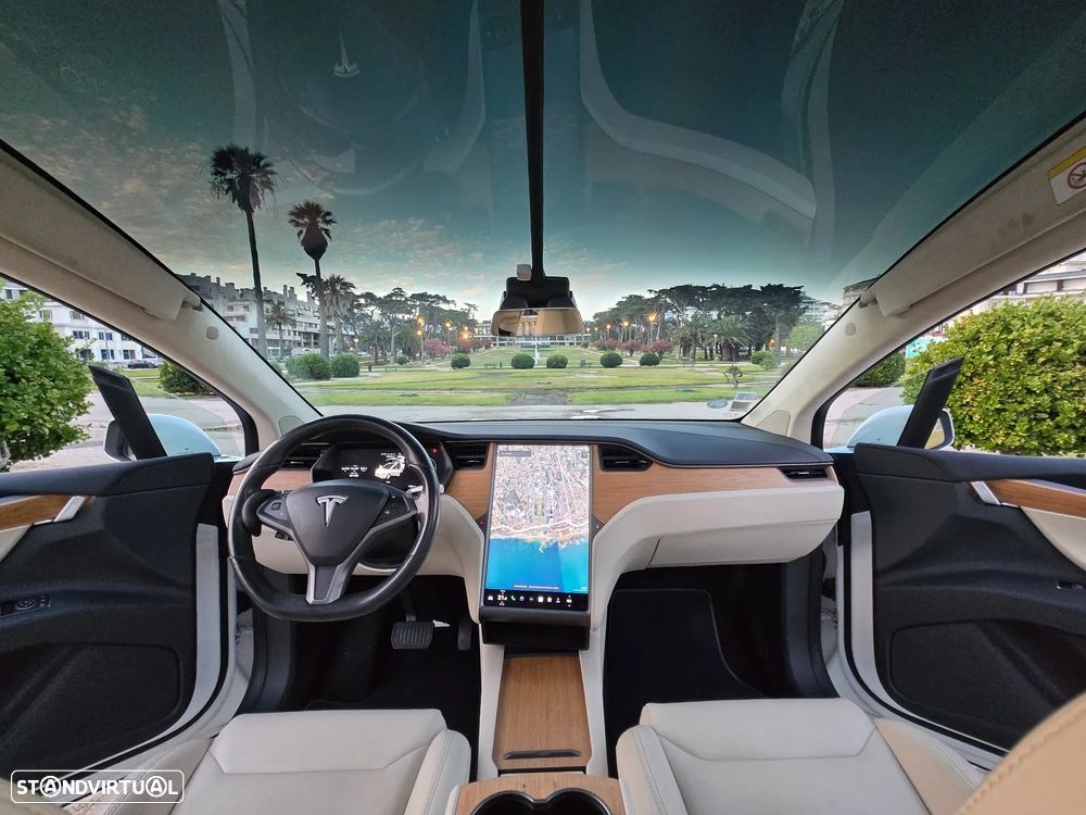 Tesla Model X 100D - 20