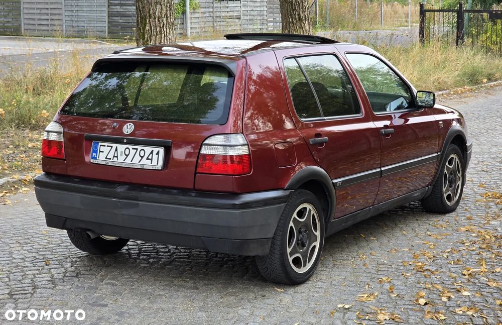 Volkswagen Golf 1.8 GTI - 4