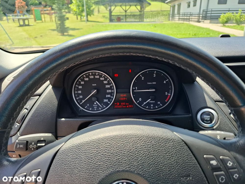 BMW X1 sDrive18d - 20