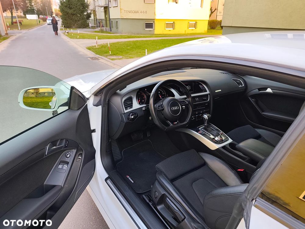 Audi A5 Coupé 2.0 TDI DPF (clean diesel) quattro S tronic - 27