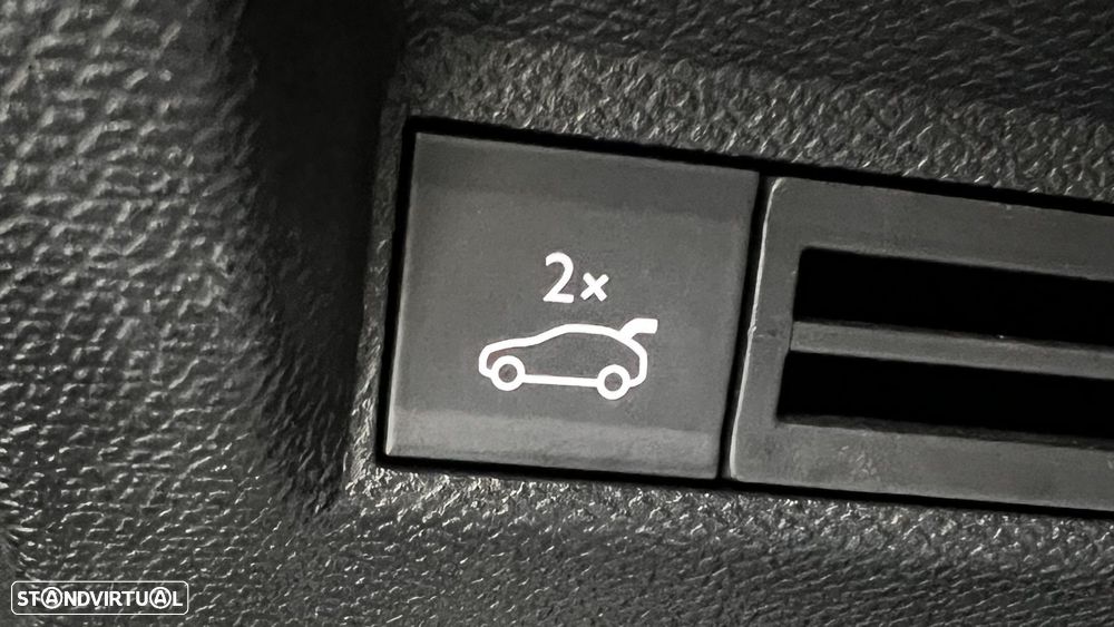 Peugeot E-3008 73 kWh GT - 52