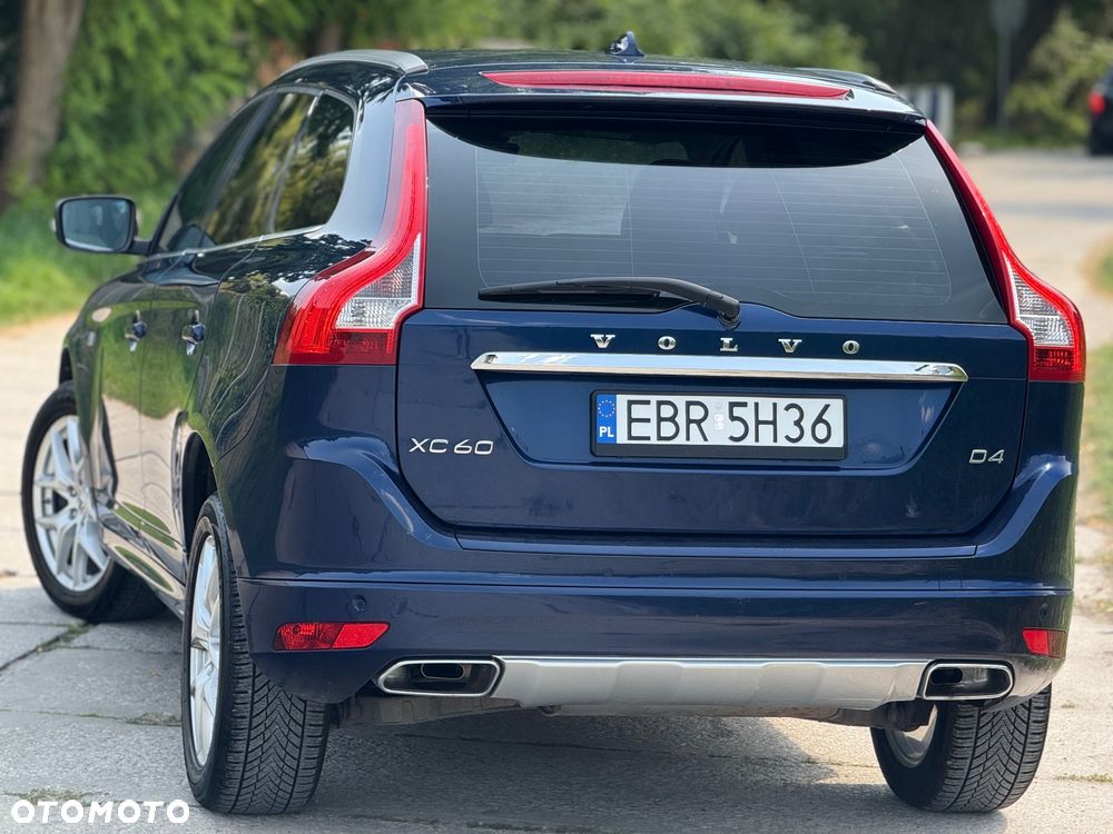 Volvo XC 60 D4 Drive-E Ocean Race - 17
