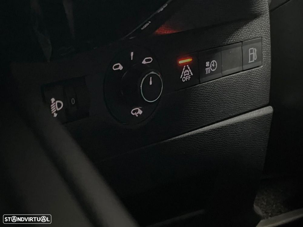 DS DS7 Crossback E-Tense Performance Line EAT8 - 29