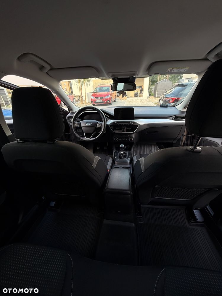 Ford Focus 1.0 EcoBoost Trend Edition Business - 24