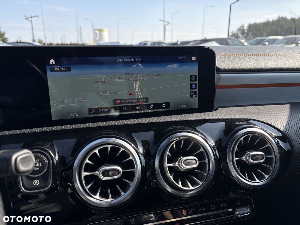 Mercedes-Benz CLA 220 4-Matic Edition 1 7G-DCT - 21