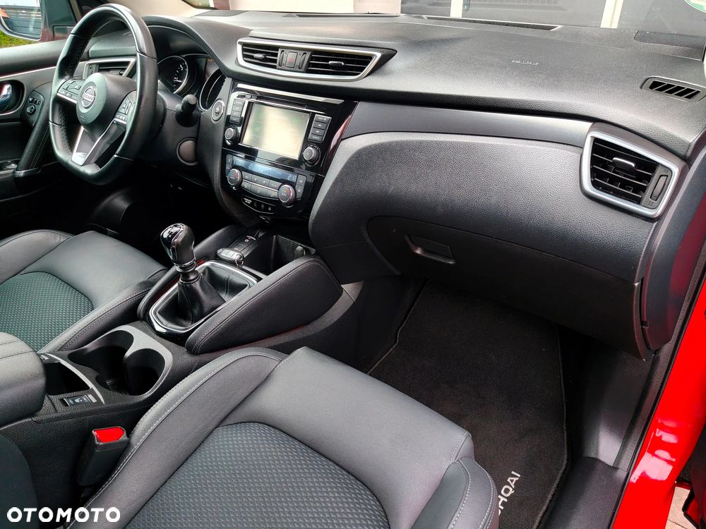 Nissan Qashqai 1.7 dCi TEKNA - 30