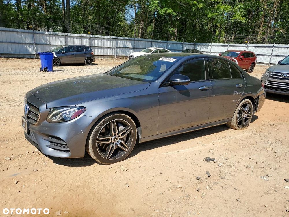 Mercedes-Benz Klasa E 350 CGI BlueEFFICIENCY 7G-TRONIC - 2