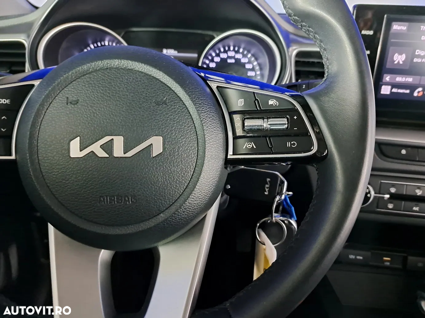 Kia Ceed - 13