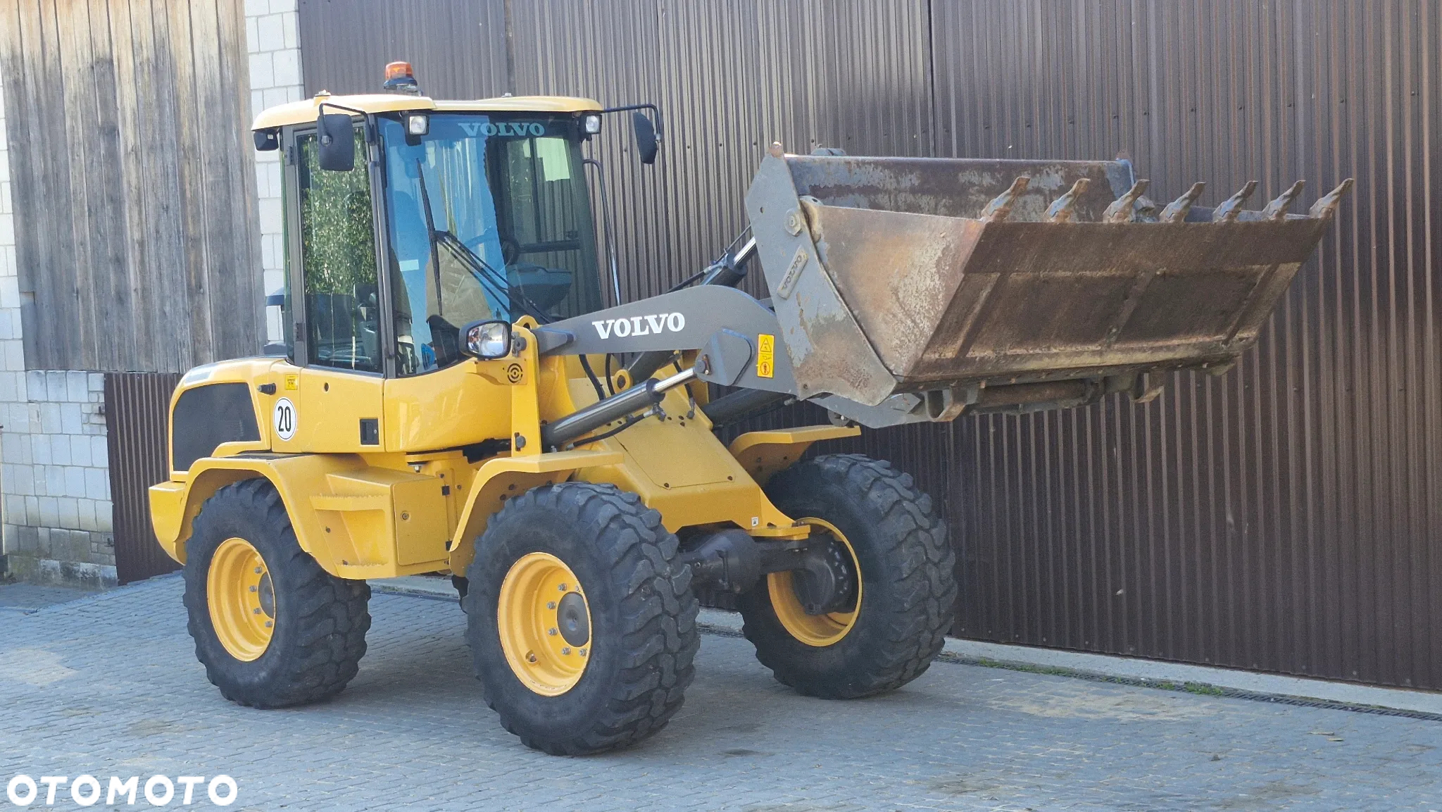 Volvo L 35 G - 4