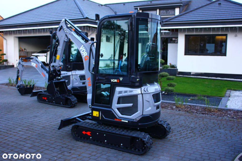 Inny VORQ V18 /KUBOTA /PARKER / 1.8T / KABINA /  ZESTAW ŁYŻEK / - 17
