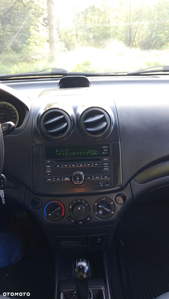 Chevrolet Aveo 1.2 LS - 2