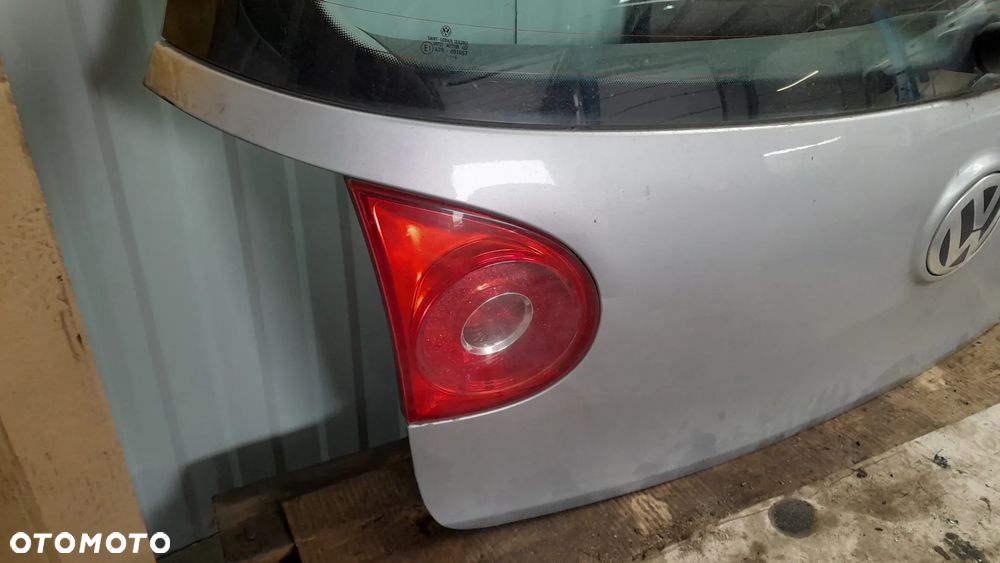 VW GOLF V KLAPA BAGAŻNIKA TYLNA TYŁ KOMPLETNA nr. 81/5 - 3