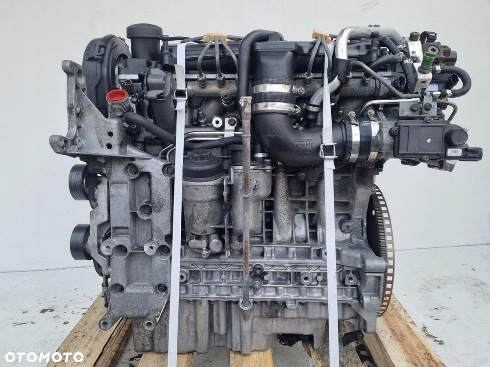 SILNIK BEZ OSPRZĘTU Volvo XC90 2.4 D D5 DIESEL 163KM pali D5244T D5244T5 - 4