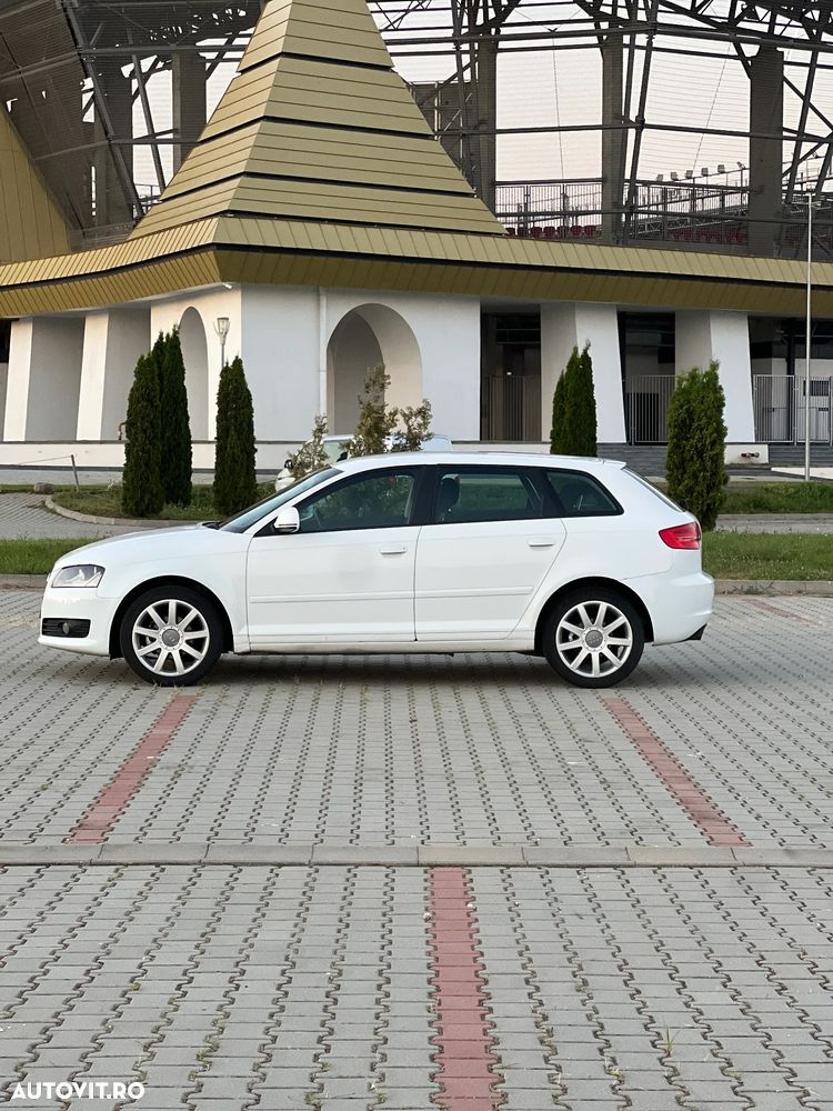 Audi A3 1.6 MPI Attraction - 5