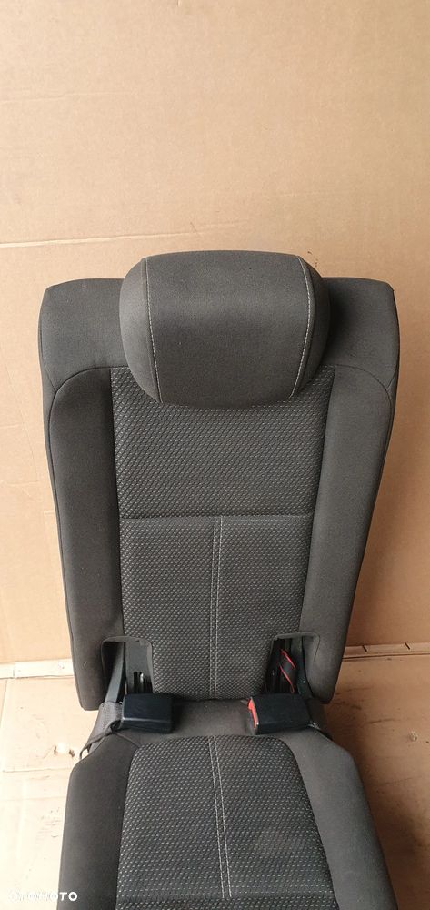 Fotel siedzenie tył tylny środkowy 2 rząd Opel Zafira C - 4