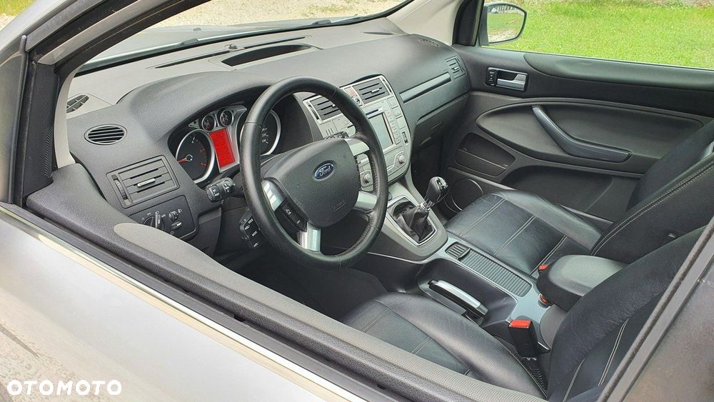 Ford Kuga 2.0 TDCi 4WD Titanium - 12