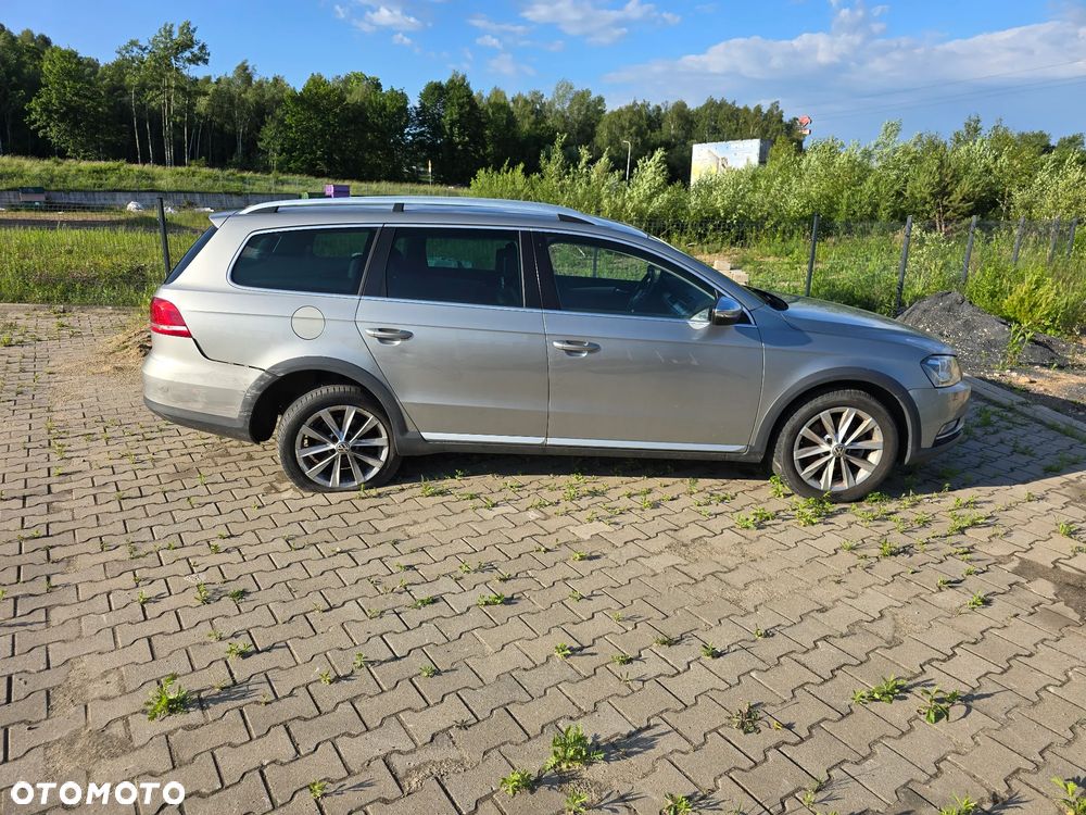 Volkswagen Passat - 2