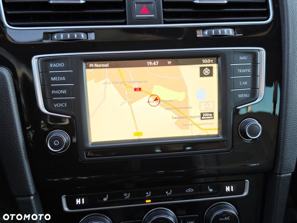 Volkswagen Golf - 19