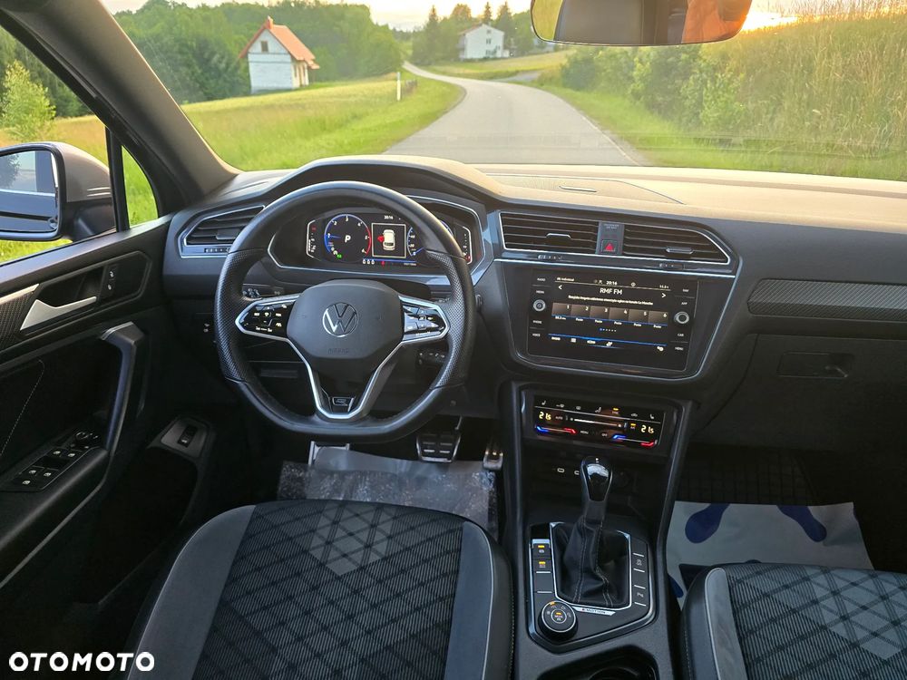 Volkswagen Tiguan Allspace 2.0 TDI SCR 4Motion DSG R-Line - 17