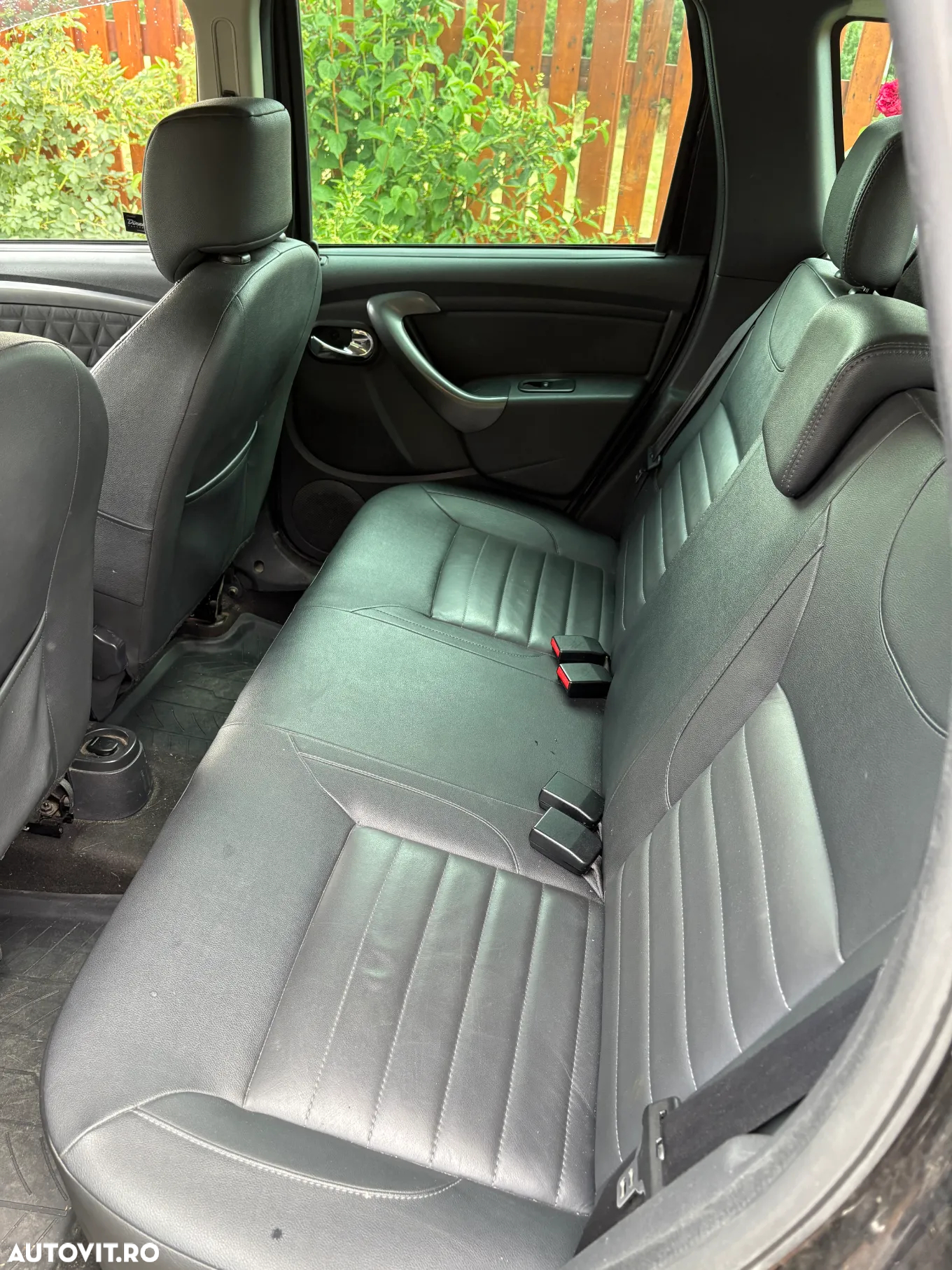 Dacia Duster 1.5 dCi 4x4 Prestige - 9